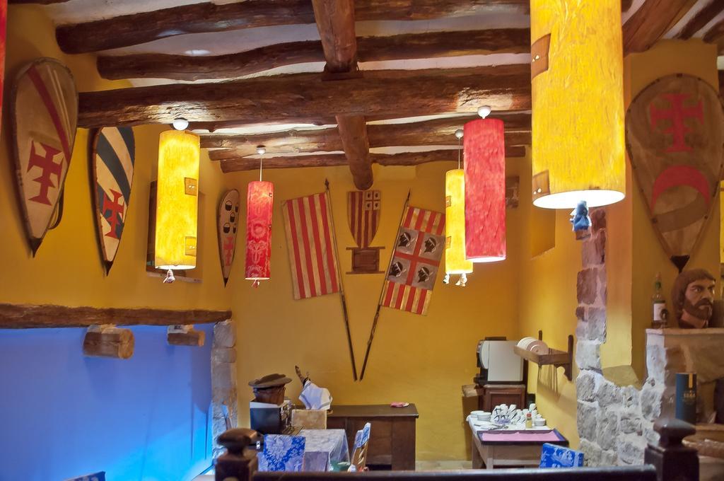 A Corona Del Reino Ejea De Los Caballeros Bagian luar foto